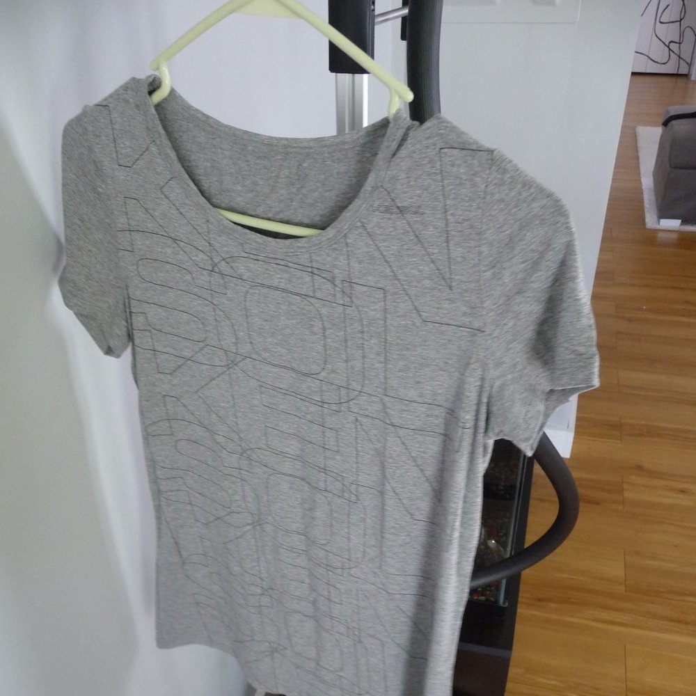 KENSOL  NEW MADE  IN TURKEY women's cotton blend  grey graphics t shirt size M